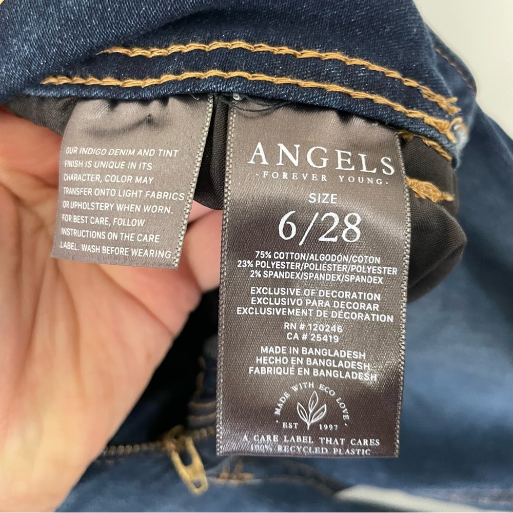 Angels Women's Dark Blue Cropped Everluxe Jeans, size 6 - Picture 5 of 5